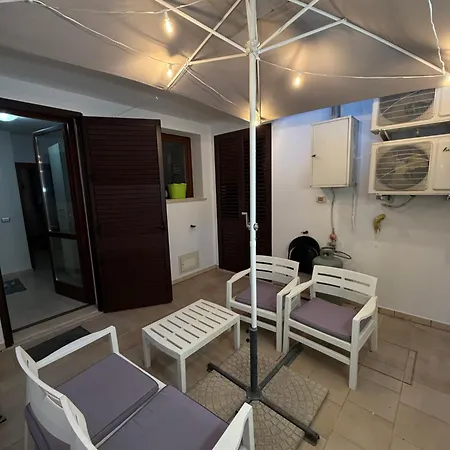 Illumina House 1 *