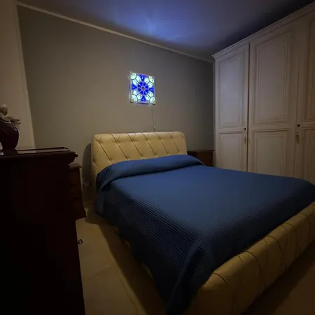 Διαμέρισμα Illumina House 1 *