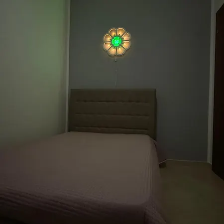 Illumina House 1 *